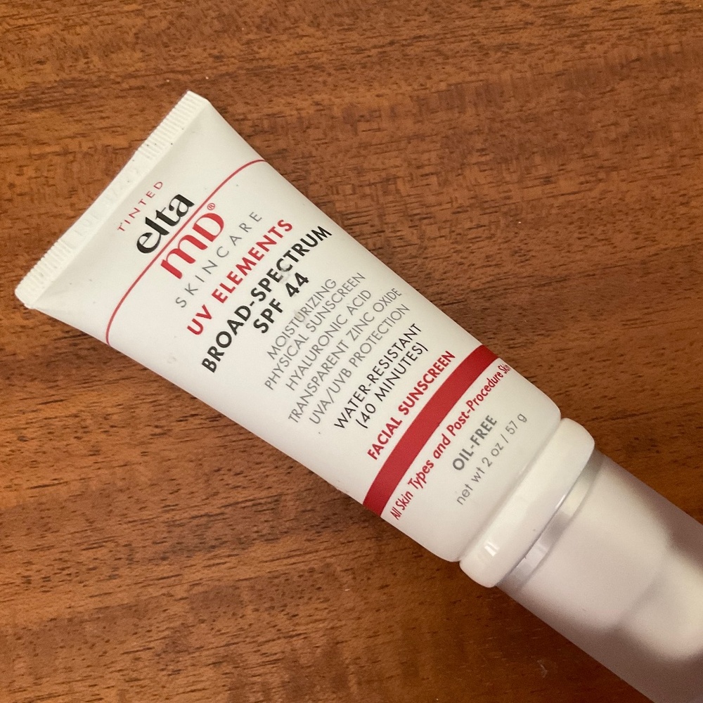 EltaMD Facial Sunscreen with Hyaluronic Acid, 2 oz.